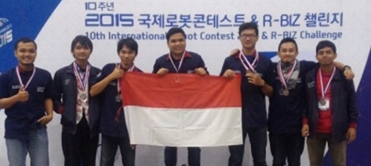 Mahasiswa DTETI Sumbang Prestasi Juara 3 di Internasional Robot Contest Korea